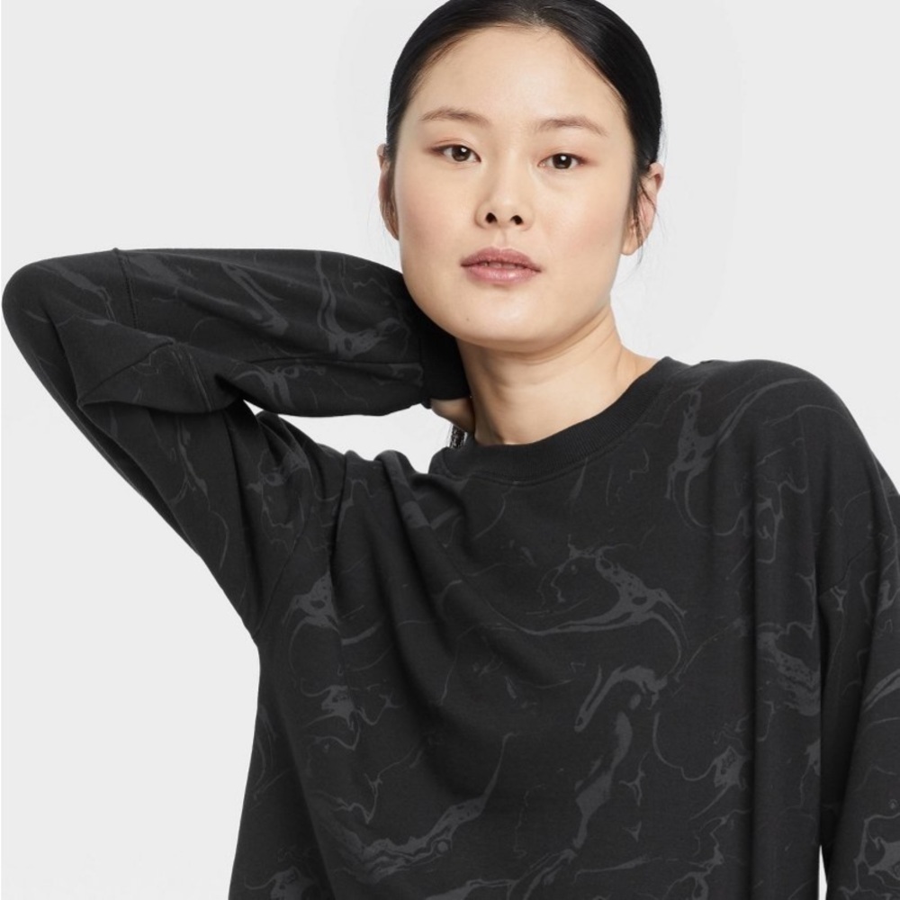 All in motion black French terry sweatshirt nwt - Picture 3 of 4